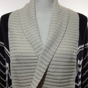 OLIVE & Oak Women's Cardigan Sweater Size Large Black Beige Open Front